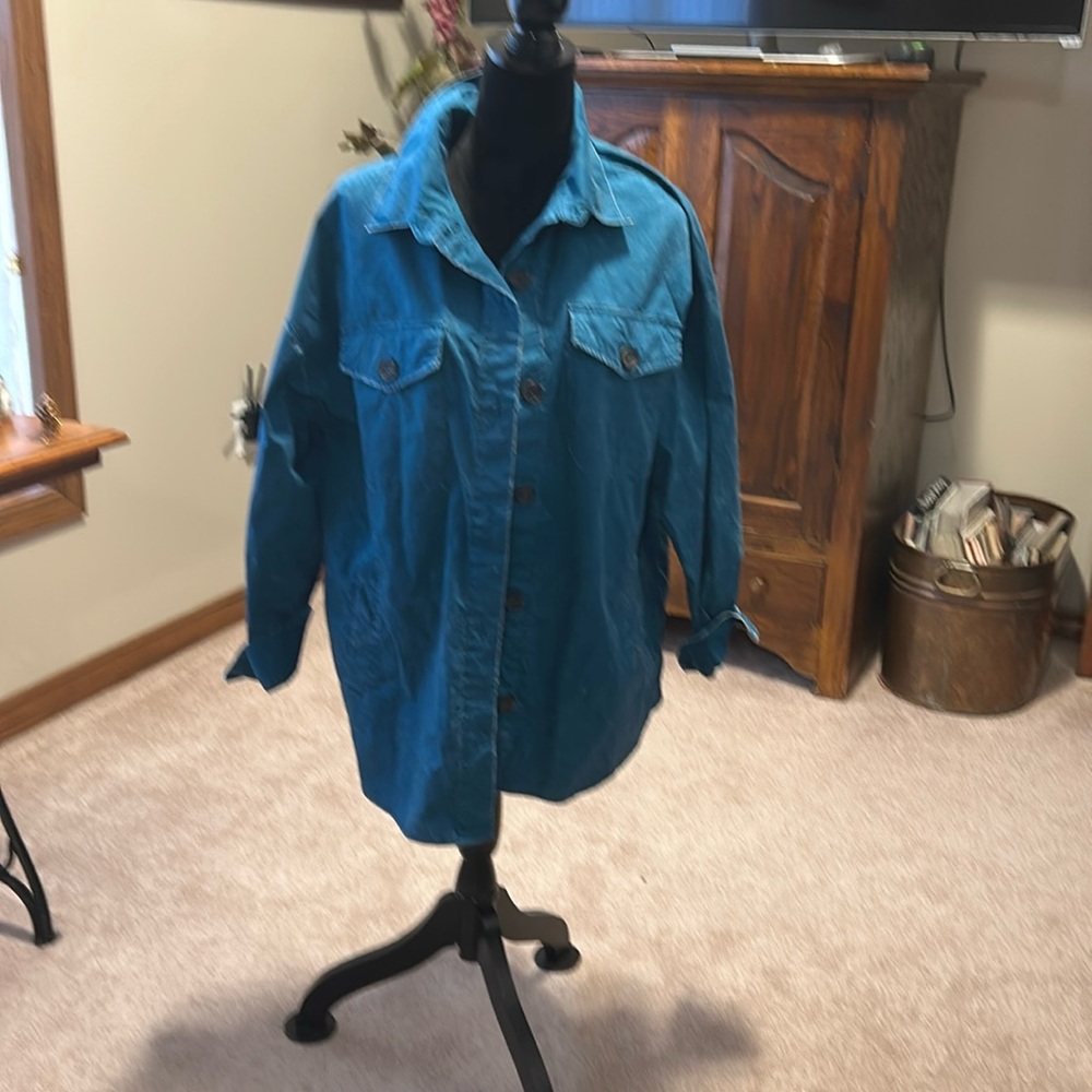 Great light weight Shacket